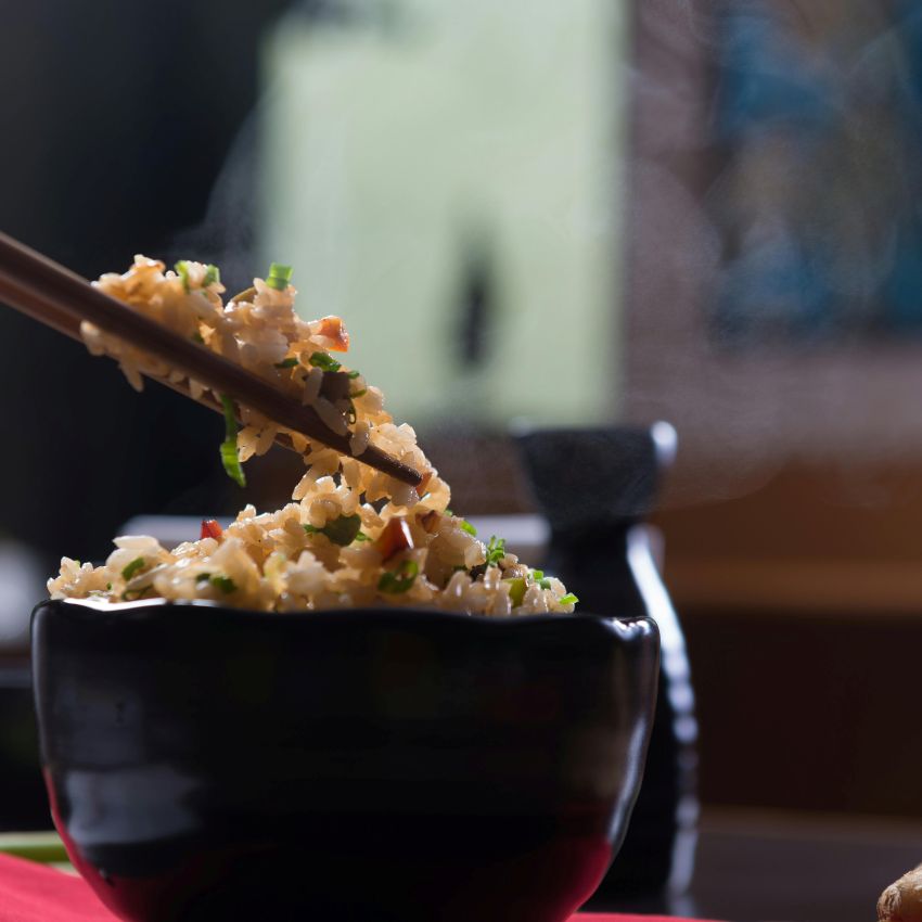 1 bát cơm bao nhiêu calo