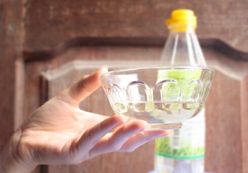 Giấm và Thuốc Tẩy